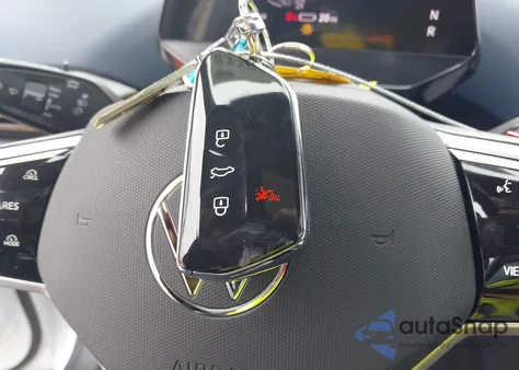 2025 Volkswagen Id.4 Pro S from USA, damaged, VIN 1V2VRPE87SC016828